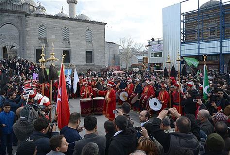 İ­s­t­a­n­b­u­l­­d­a­ ­­M­i­l­l­i­ ­İ­r­a­d­e­y­e­ ­S­a­y­g­ı­­ ­m­i­t­i­n­g­i­